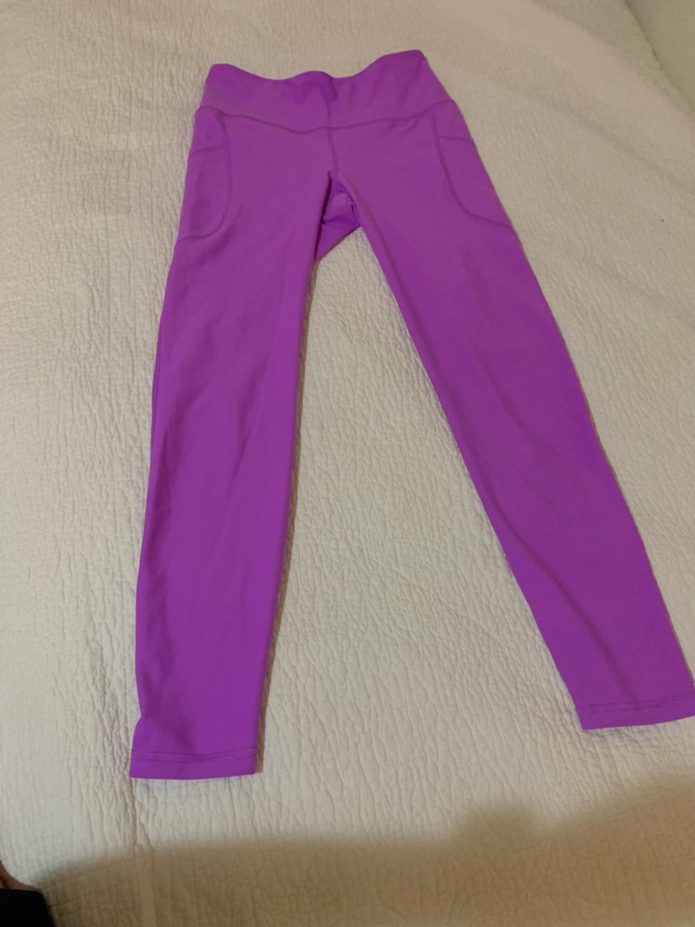 Old Navy Bright Purple Active Leggings with Side Pockets
